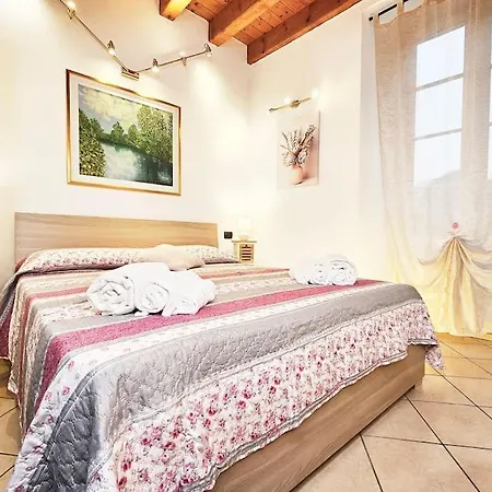 Suprema House, Jacuzzi, Lake 50mt Apartman